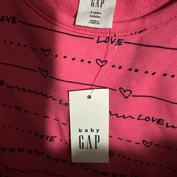 GAP Pink Love Print Kids Dress NWT - Picture 2 of 3